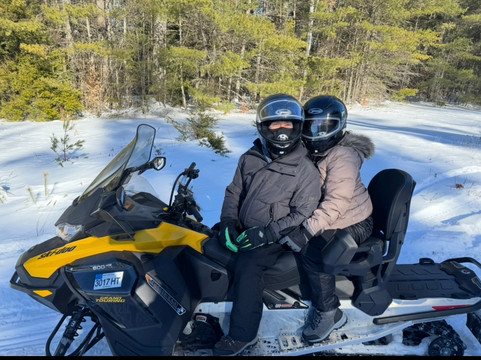 C&C Snowmobile Tours-Chestertown必去景点