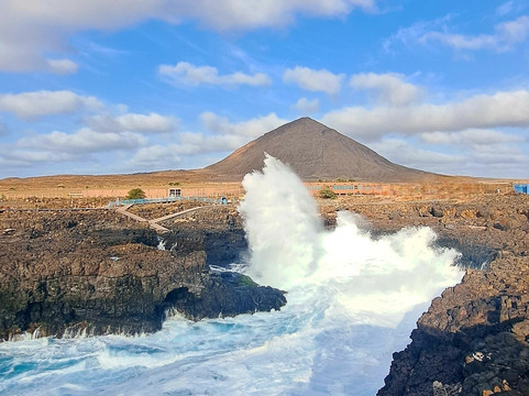 Buracona - Olho Azul-Ilha do Sal必去景点