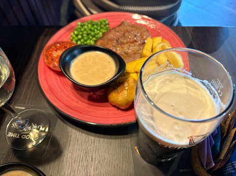 Arthur's Bar La Zenia