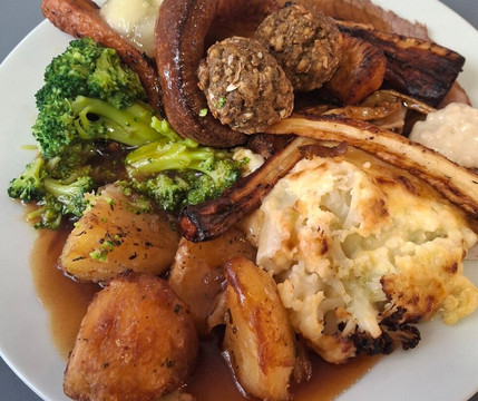 Dolphin Hotel Felixstowe主图