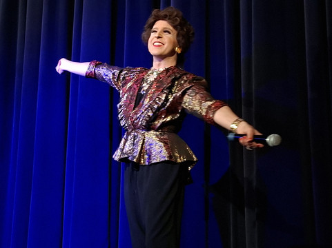 Cabaret L'Etoile Bleue-马赛必去景点