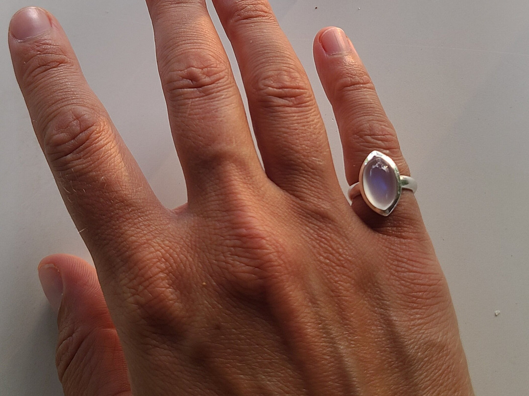 Blue Moon Gem And Jewel-加勒必去景点