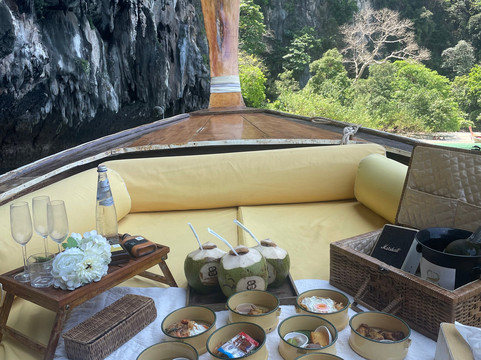 Boat and Beyond-奥南必去景点