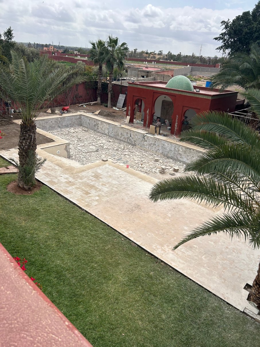 艾尔米莉亚宫酒店-官方