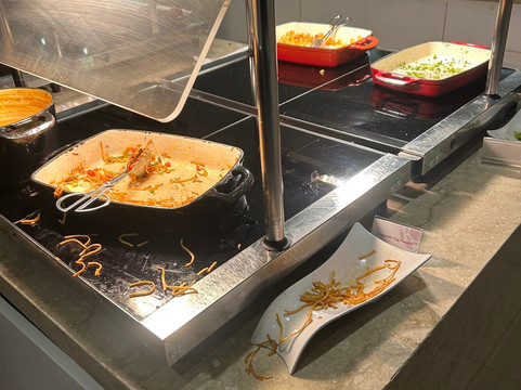 Plaza Premium Lounge Heathrow T2 Departures-伦敦必去景点