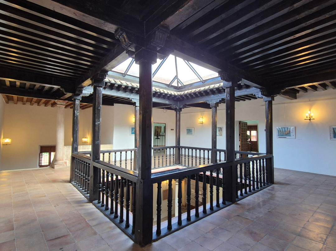 Palacio de Los Velosillo-Ayllon必去景点