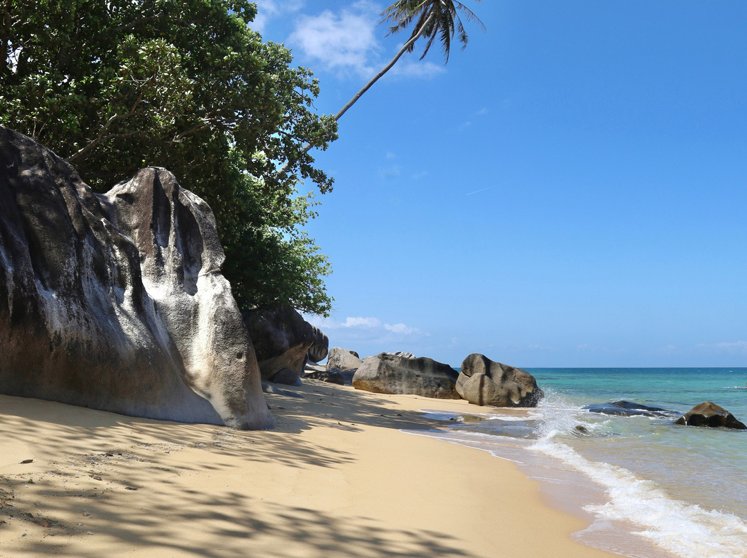 梅丽娜海滩度假村酒店主图