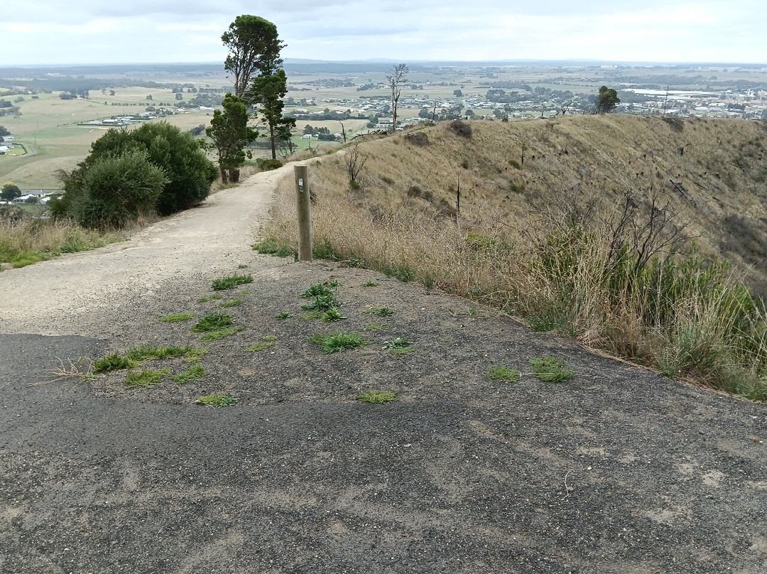 The Mount Gambier Visitor Centre-芒特甘比尔必去景点