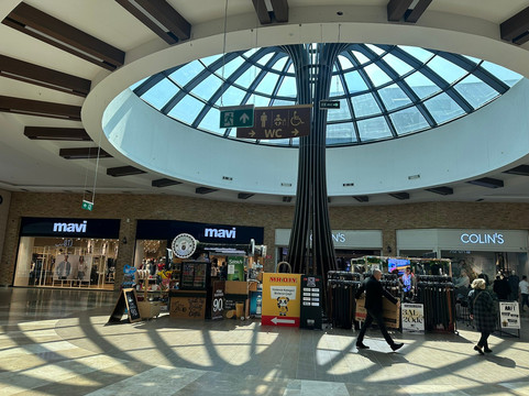 Highway Outlet-博卢省必去景点