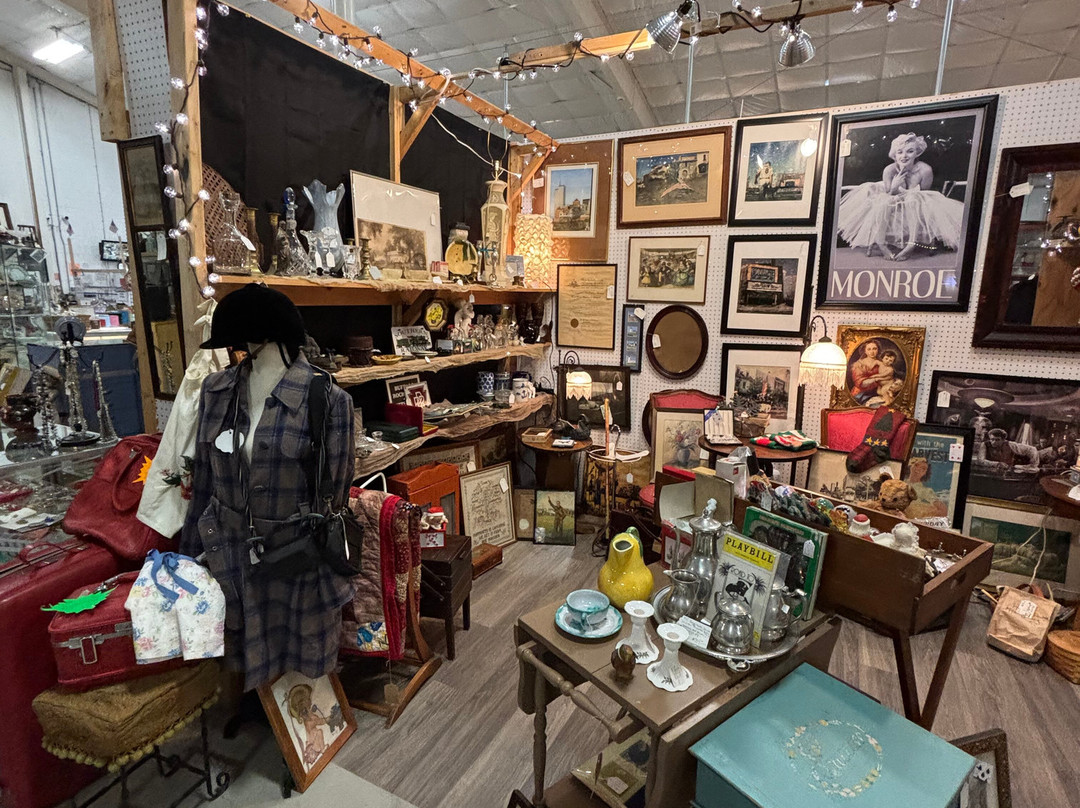 Coxsackie Antique Center-West Coxsackie必去景点