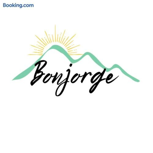 Bonjorge Siquijor Hostel- Bagsa Branch