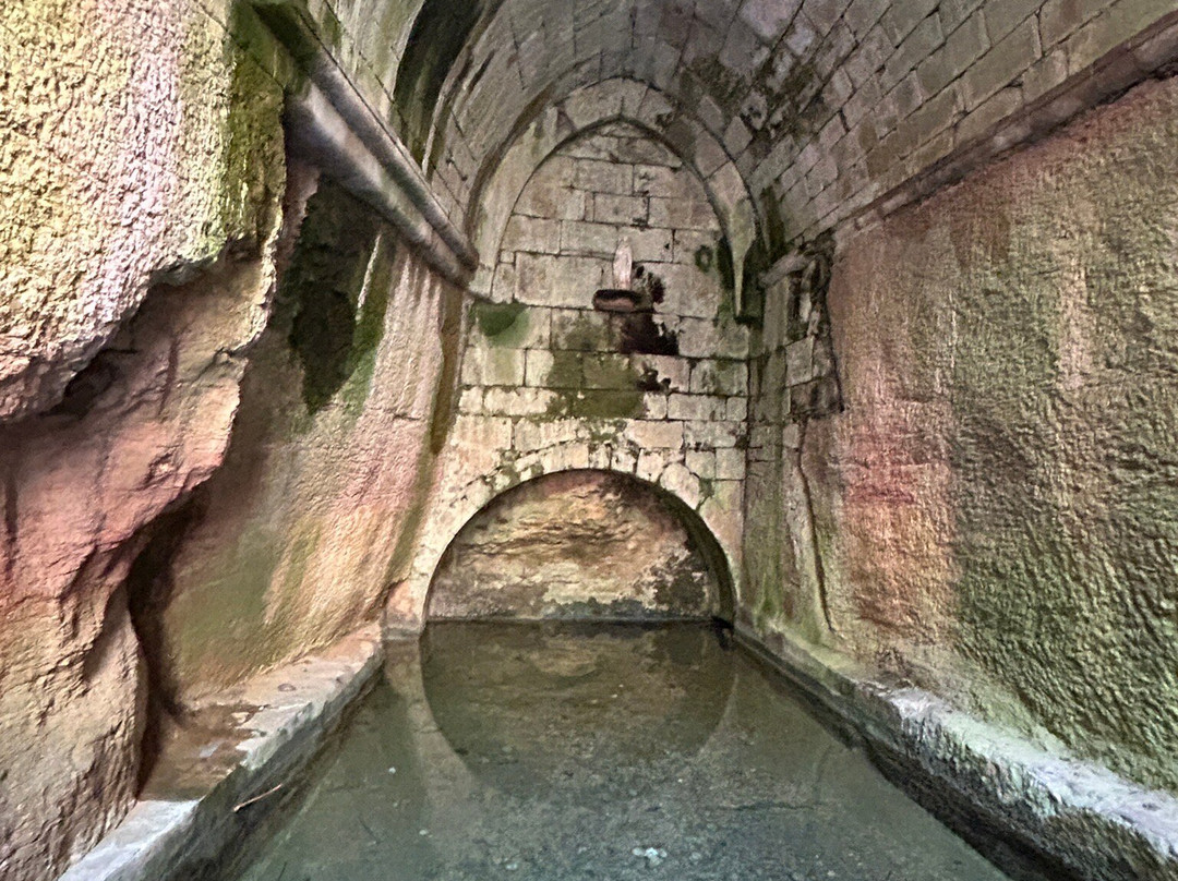 Fontaine Sainte-Marie-萨尔拉必去景点