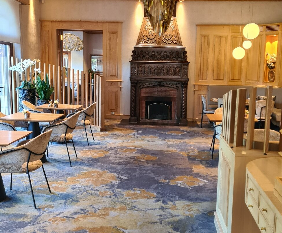 多梅因都莫林Spa餐厅酒店主图