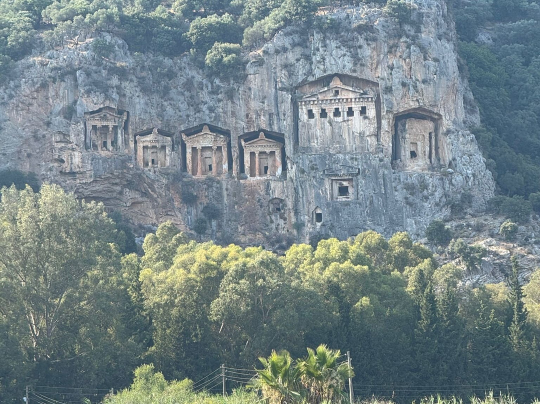 Ancient Rock Tombes-费特希耶必去景点