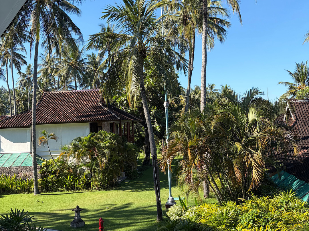 洛姆布克假日酒店主图