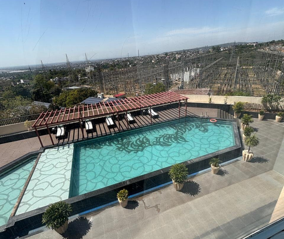 查漠丽笙酒店主图