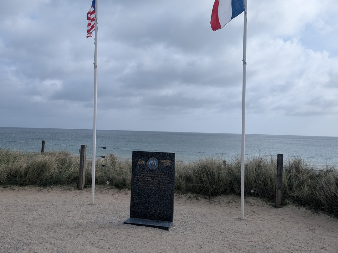 Normandy Discovery Tours-Sainte-Mere-Eglise必去景点