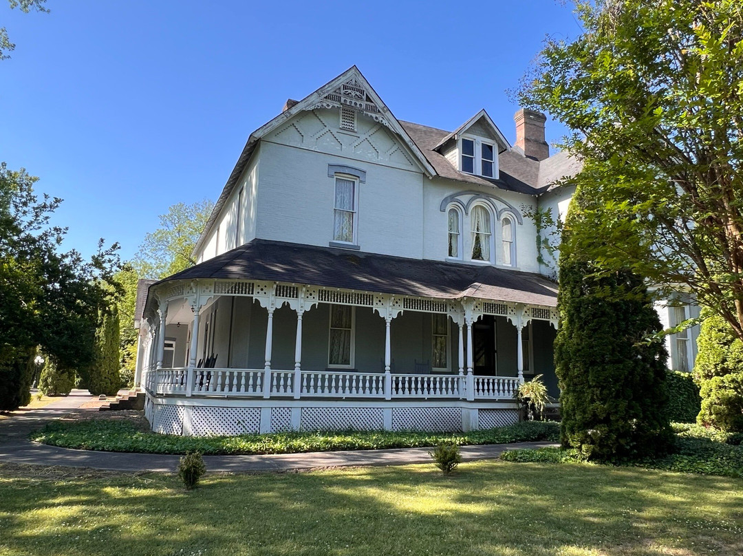 Falcon Rest Mansion & Gardens-McMinnville必去景点