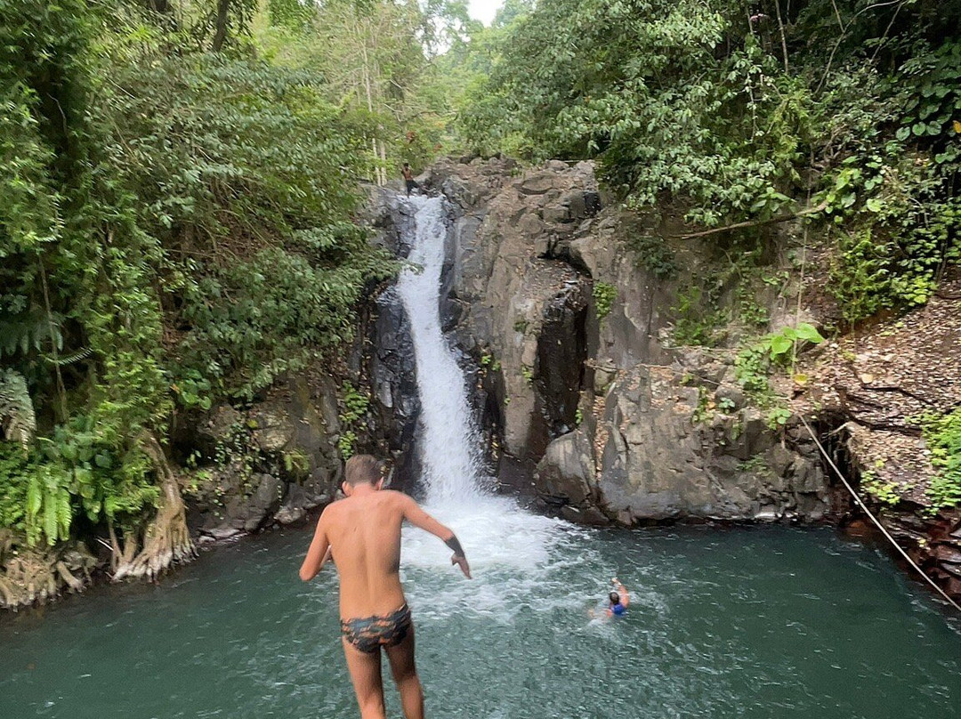 Aling-Aling Waterfall-Sambangan必去景点