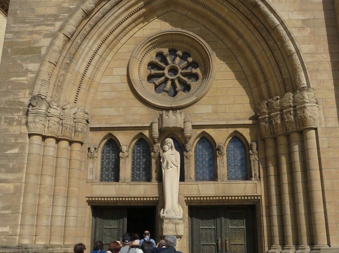 Cathédrale Notre-Dame-卢森堡城必去景点