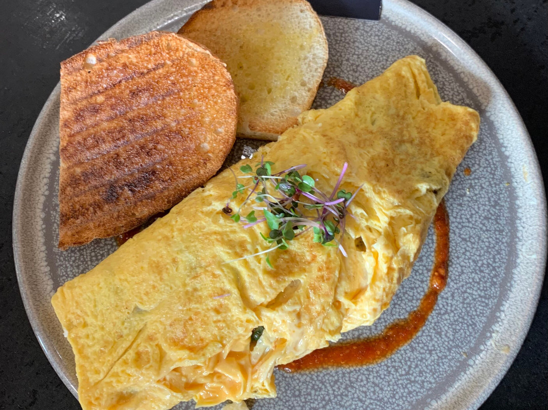 Eltons Bar + Bites