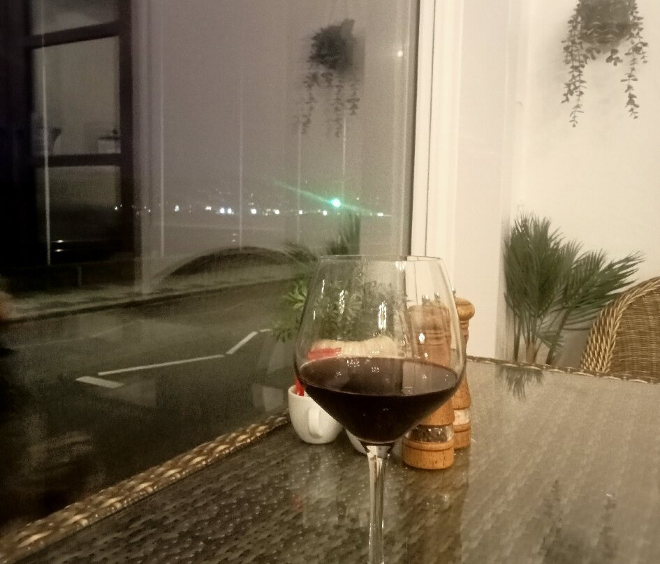 皇后酒店主图