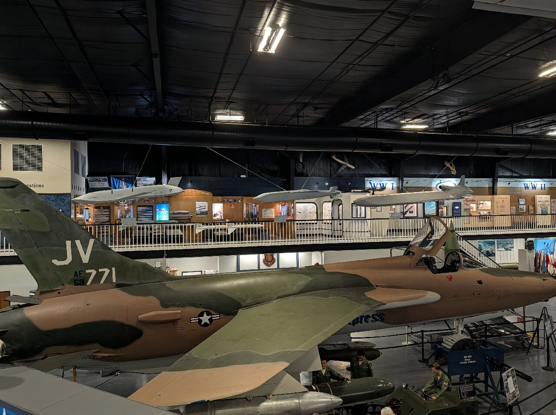 Air Force Armament Museum-华尔顿堡滩必去景点