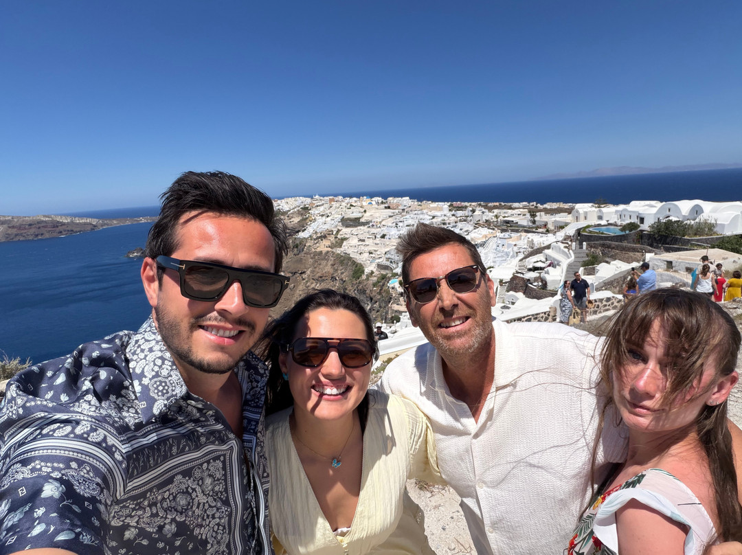Santorini Magical Travel-莫诺利索斯必去景点