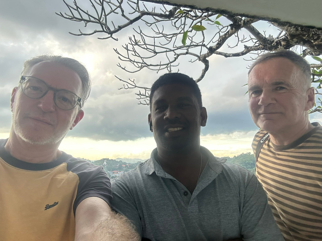 Ceyglow Tours - Private Driver Sri Lanka-Katana必去景点