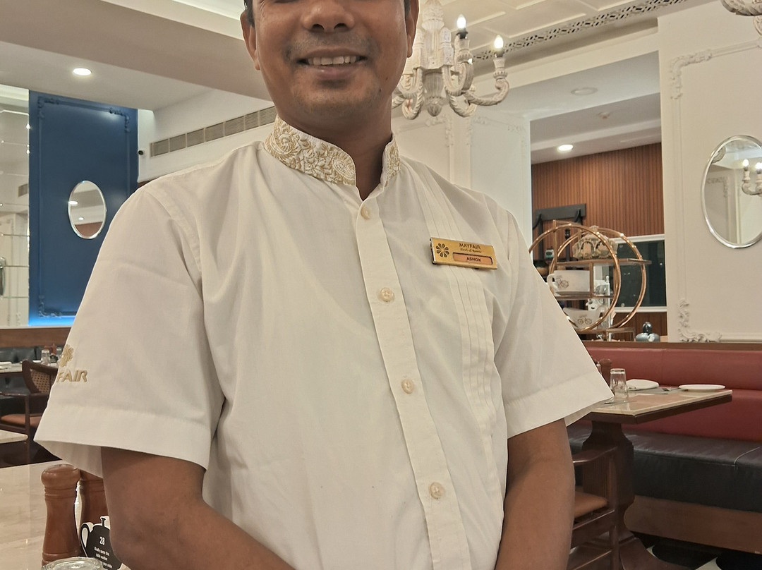 梅费尔波酒店主图