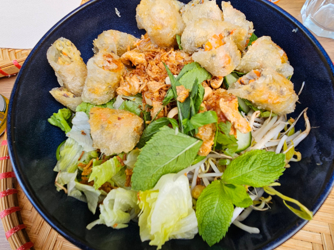 Chez Tuyet