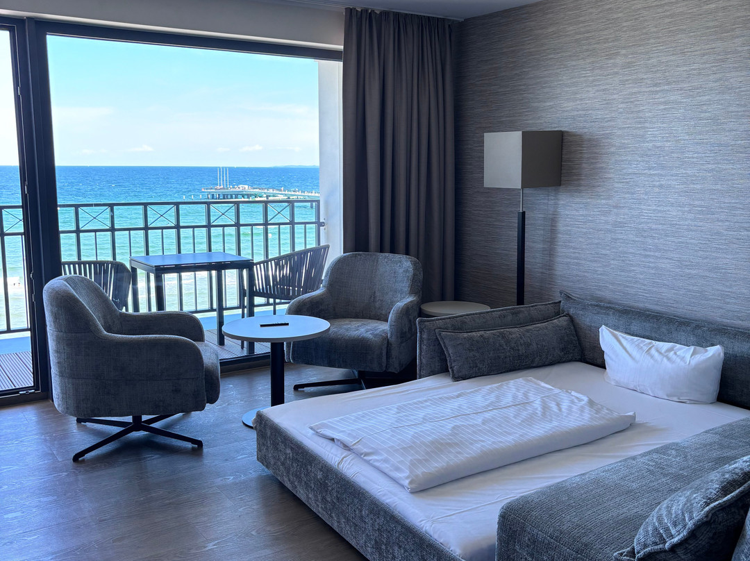海湾酒店主图