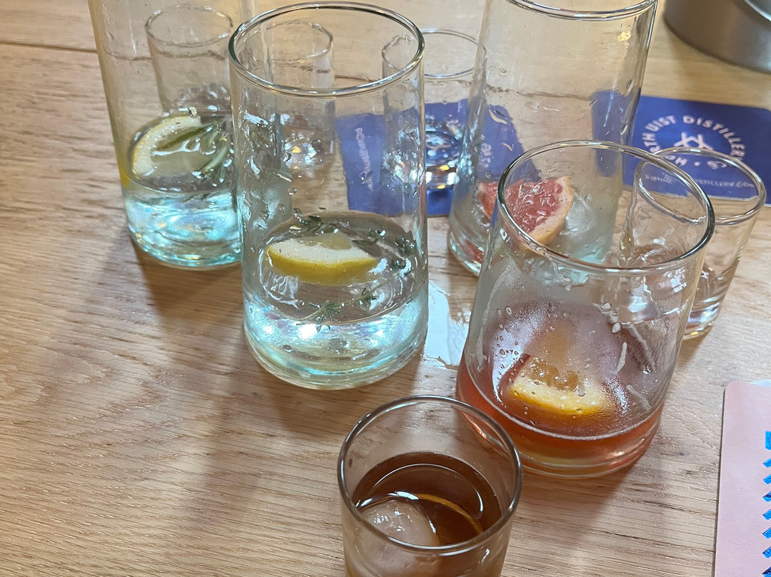 North Uist Distillery Co-Benbecula Island必去景点