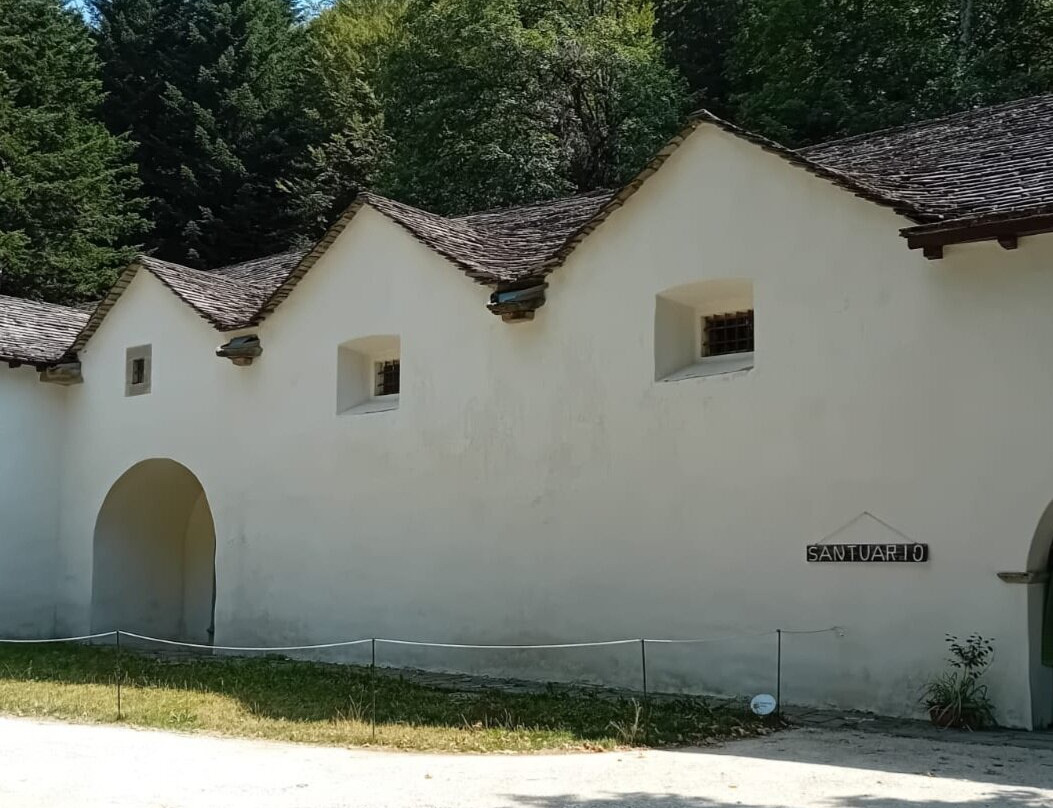 Santuario della Madonna dell'Acero-Lizzano in Belvedere必去景点