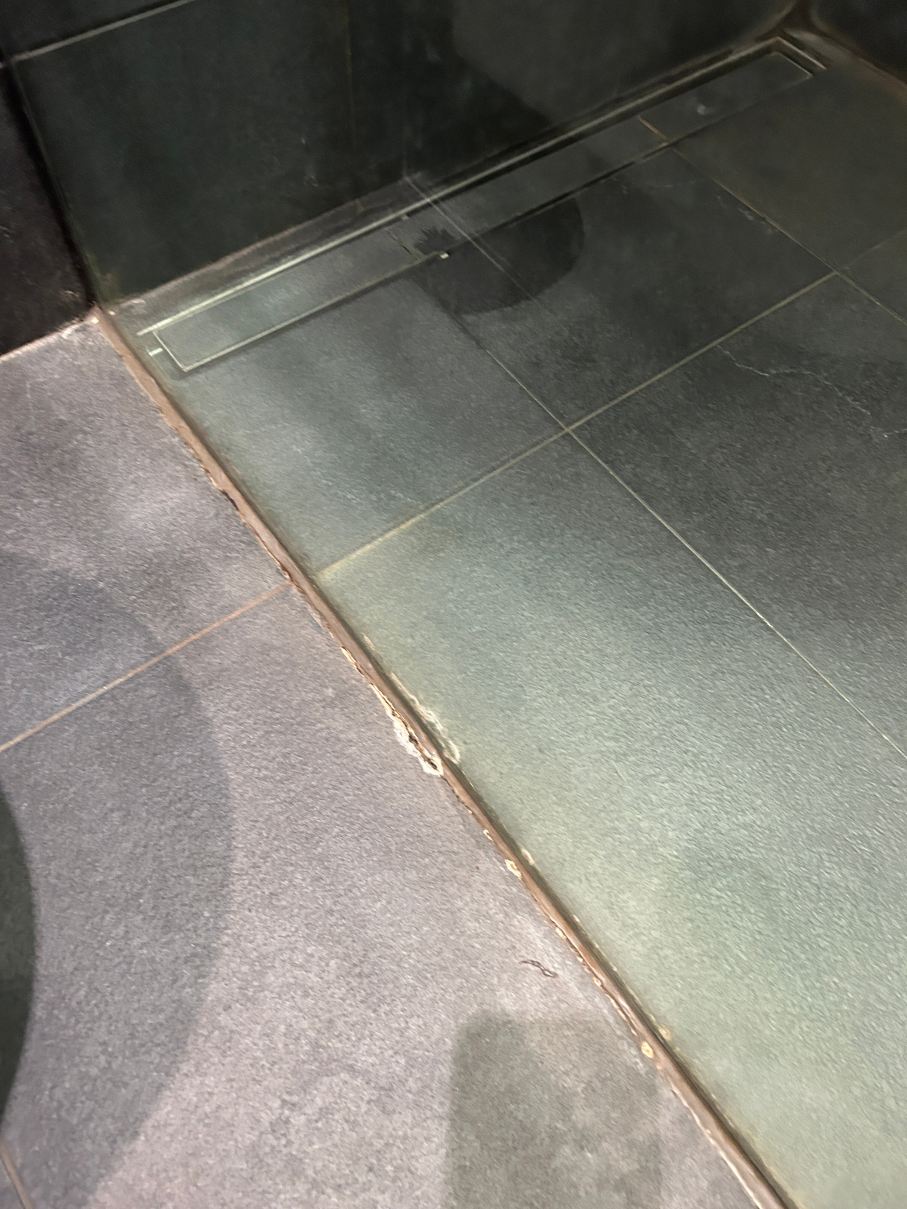 涂鸦画廊设计酒店-旅行者