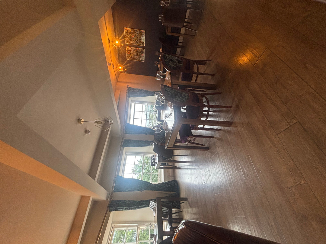 马歇尔草地乡村之家酒店主图