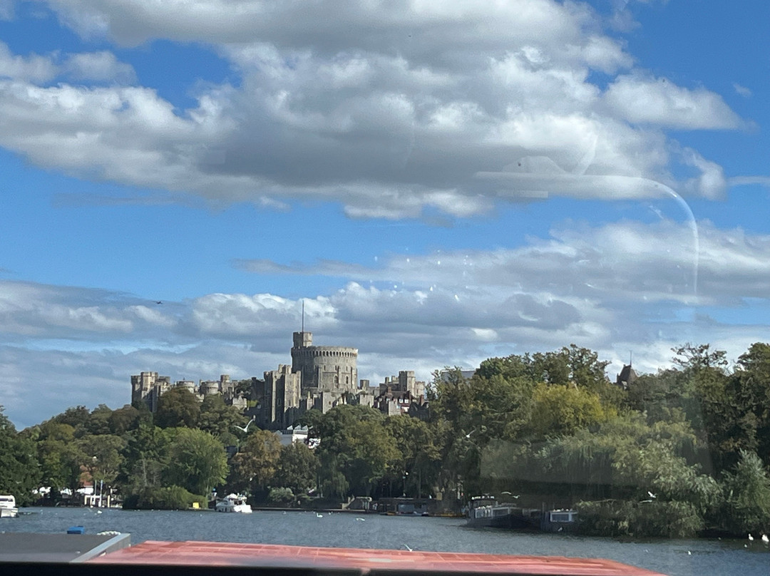 泰晤士朗纳梅德旅馆主图