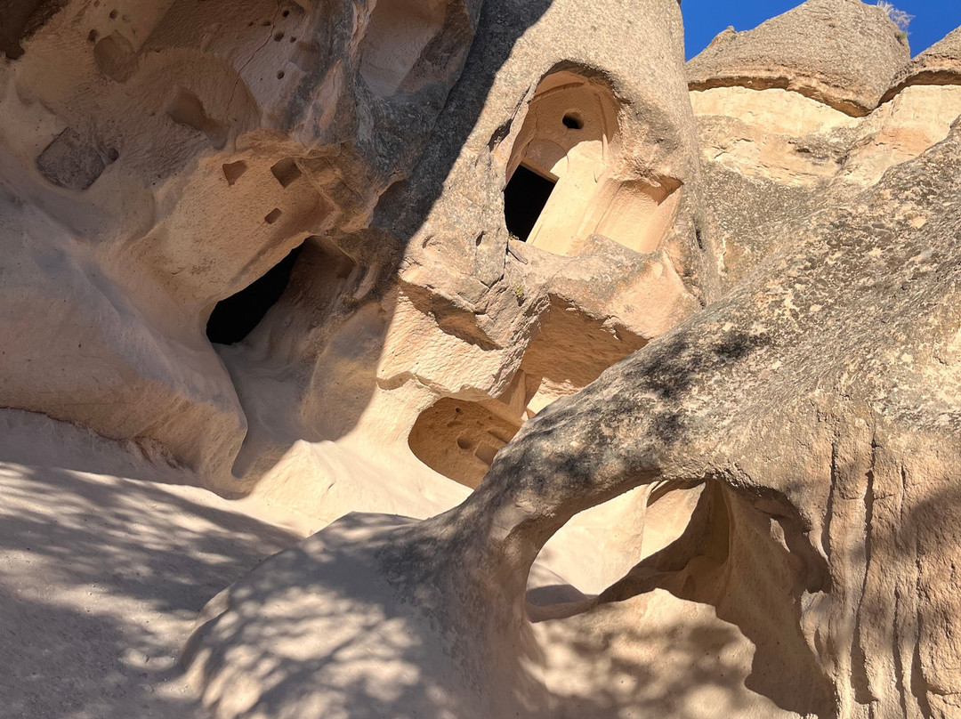 Pasabaglari Muze ve Orenyeri-阿瓦诺斯必去景点