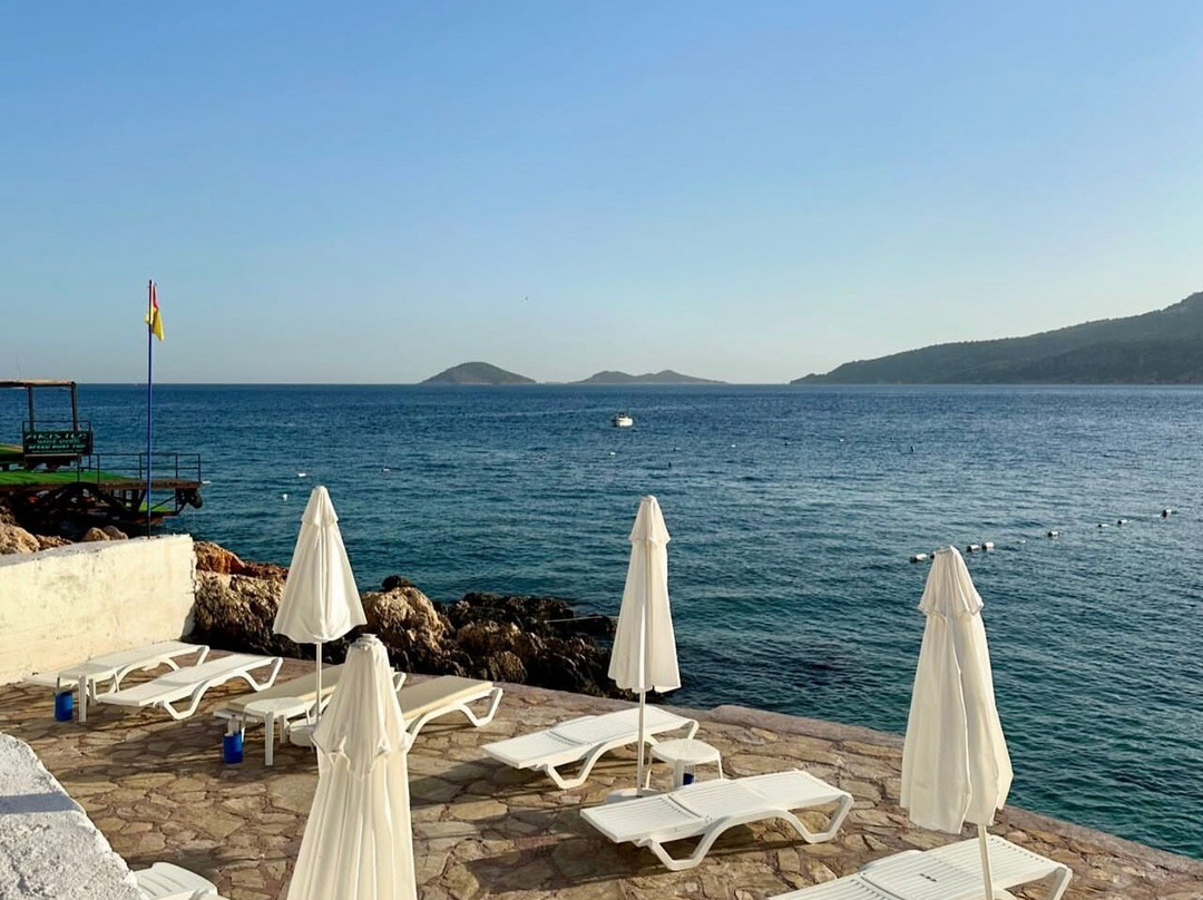 Kalamar Beach Club-卡尔坎必去景点