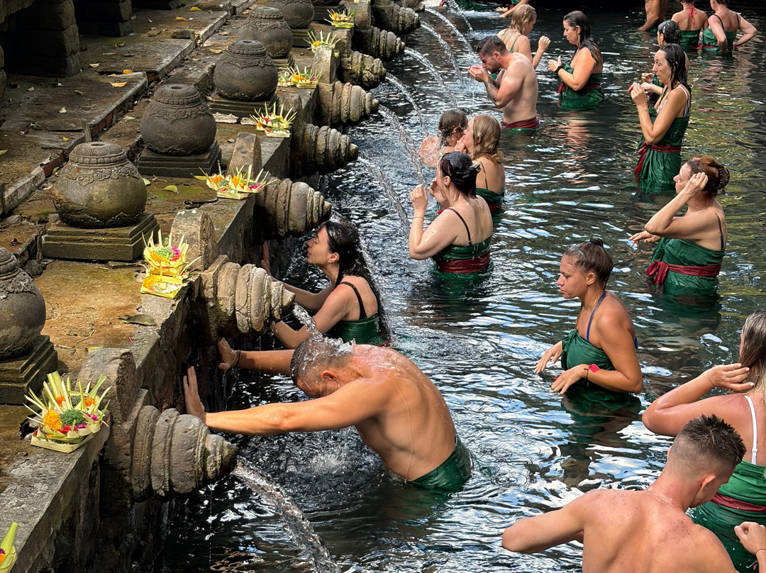 Pura Tirta Empul Segara Merta Sari-沙努尔必去景点