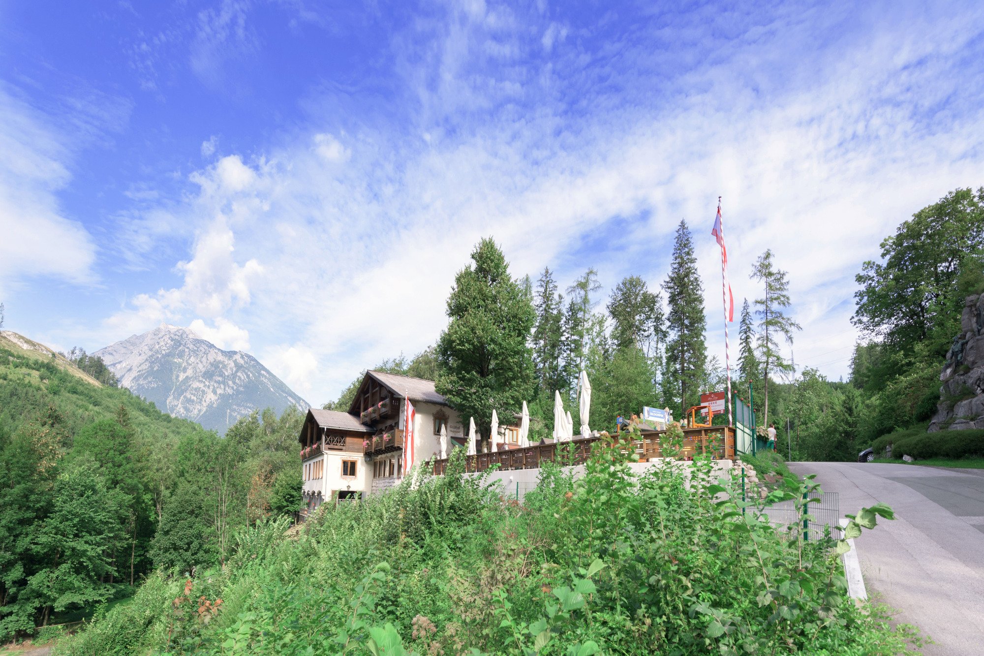 Hotel Pass Lueg-官方
