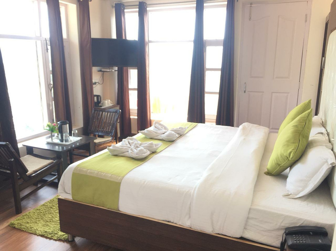 Treebo Trend Hotel Aplin Hillden
