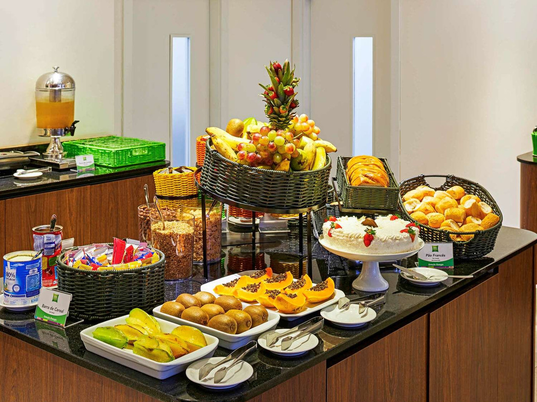 宜必思尚品巴尔内阿里奥坎博里乌酒店主图