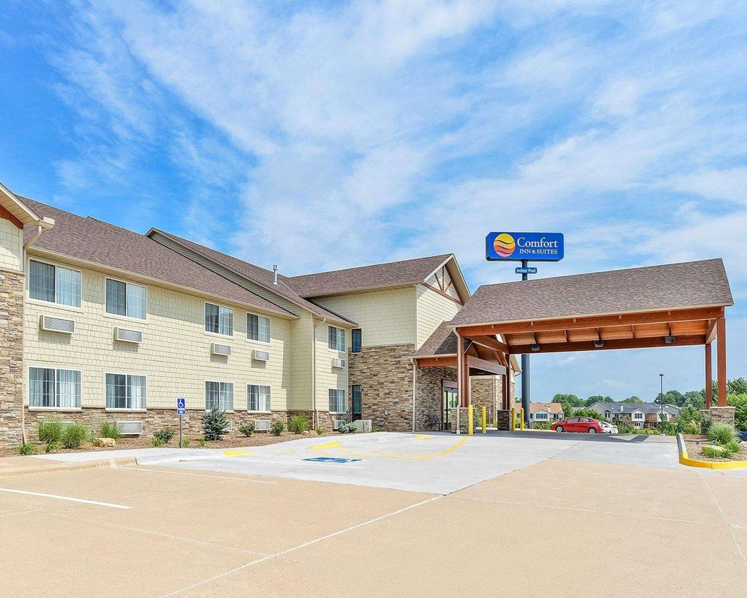 Comfort Inn & Suites Riverview Near Davenport And I-80-官方