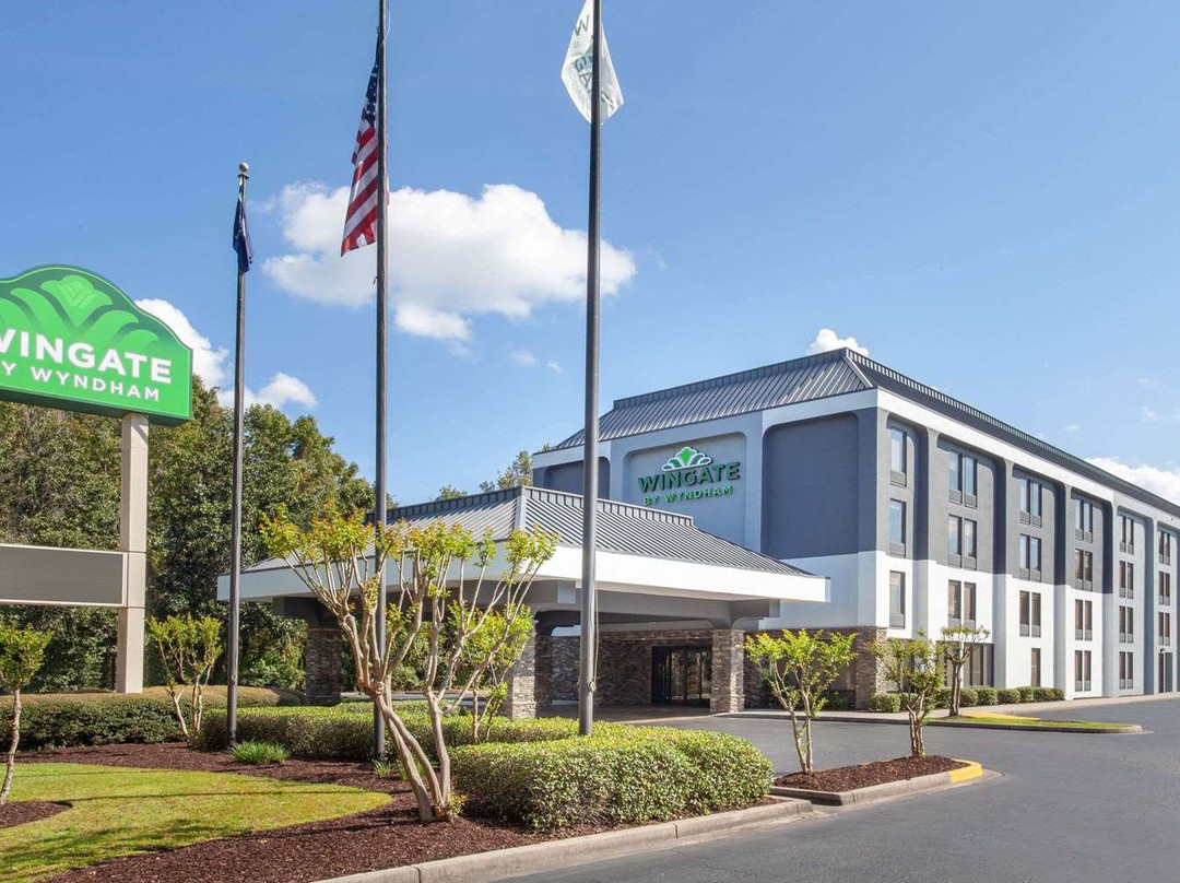 Wingate By Wyndham Charleston Coliseum