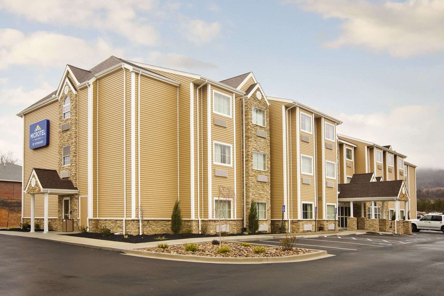 Quality Inn & Suites-官方