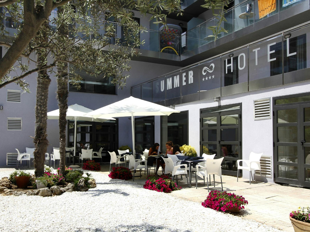 Summer Hotel