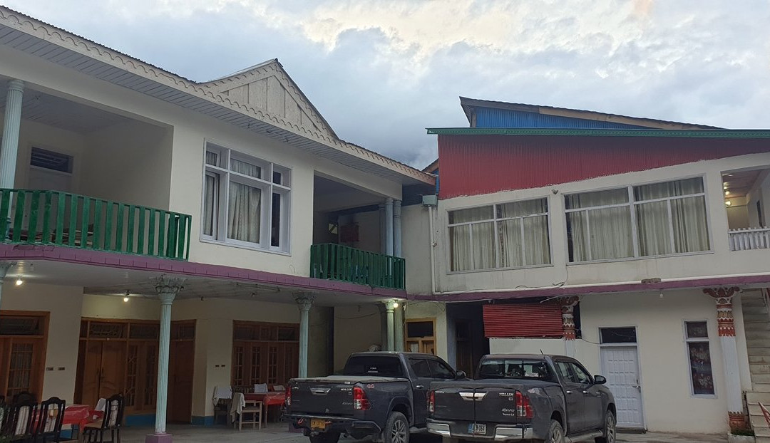 Hotel Holiday Resort Kalam