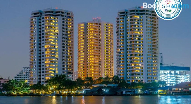 Riverine Place Hotel and Residence