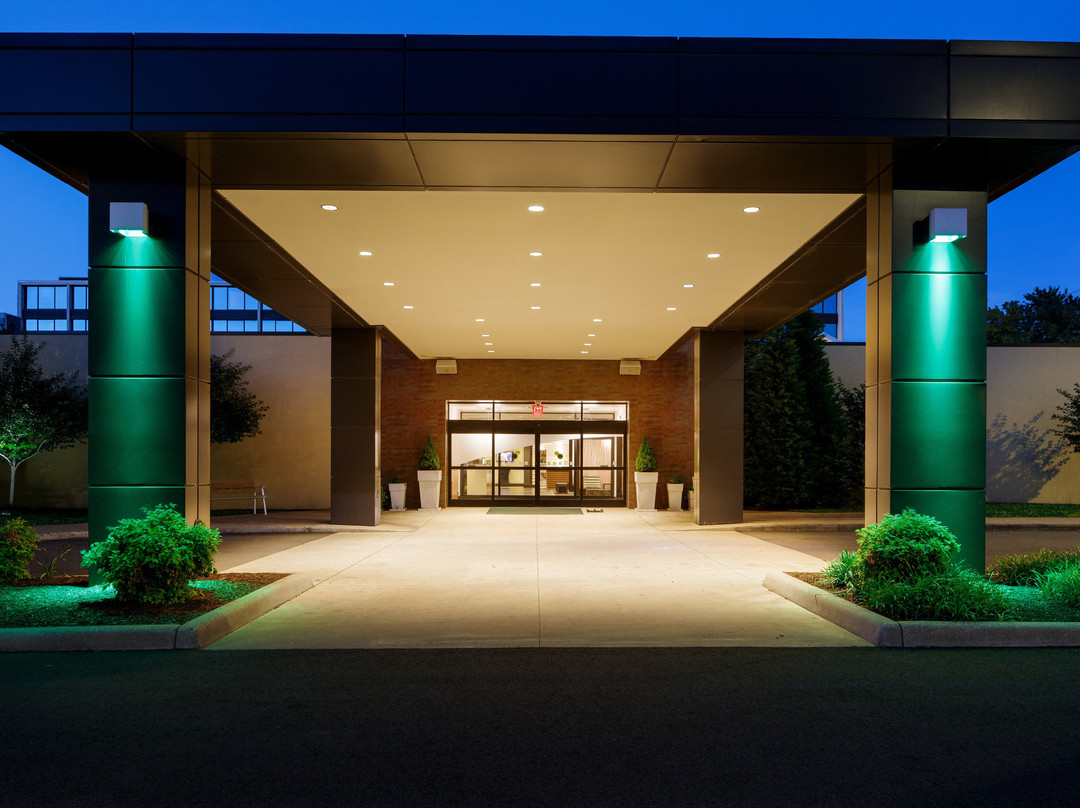 Alkol酒店住宿-Holiday Inn & Suites Charleston West By IHG